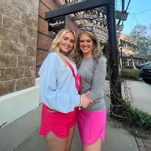 Meet your Posher, Leslie